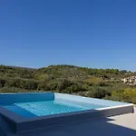 Beautiful In Slatine